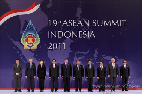 Presiden SBY Buka KTT ASEAN ke-19